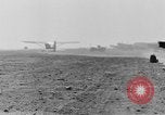 Image US Army Piper Cub L-4 et L-5 de liaison avions Stinson Italie, 1944, de la seconde 11 séquences d'archives historiques vidéo 65675052265