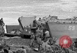 Standbild USA Soldaten Kiska Aleutian Islands Alaska USA, 1943, aus Sekunde 4 historischem Filmmaterial Videoclip 65675052274