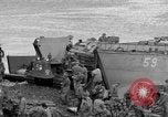Standbild USA Soldaten Kiska Aleutian Islands Alaska USA, 1943, aus Sekunde 7 historischem Filmmaterial Videoclip 65675052274