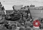 Standbild USA Soldaten Kiska Aleutian Islands Alaska USA, 1943, aus Sekunde 12 historischem Filmmaterial Videoclip 65675052274