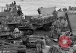 Standbild USA Soldaten Kiska Aleutian Islands Alaska USA, 1943, aus Sekunde 20 historischem Filmmaterial Videoclip 65675052274