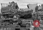 Standbild USA Soldaten Kiska Aleutian Islands Alaska USA, 1943, aus Sekunde 23 historischem Filmmaterial Videoclip 65675052274