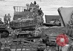 Standbild USA Soldaten Kiska Aleutian Islands Alaska USA, 1943, aus Sekunde 32 historischem Filmmaterial Videoclip 65675052274