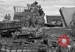 Standbild USA Soldaten Kiska Aleutian Islands Alaska USA, 1943, aus Sekunde 37 historischem Filmmaterial Videoclip 65675052274