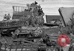Standbild USA Soldaten Kiska Aleutian Islands Alaska USA, 1943, aus Sekunde 43 historischem Filmmaterial Videoclip 65675052274