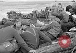 Standbild USA Soldaten Kiska Aleutian Islands Alaska USA, 1943, aus Sekunde 49 historischem Filmmaterial Videoclip 65675052274