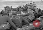 Standbild USA Soldaten Kiska Aleutian Islands Alaska USA, 1943, aus Sekunde 55 historischem Filmmaterial Videoclip 65675052274