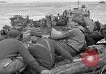 Standbild USA Soldaten Kiska Aleutian Islands Alaska USA, 1943, aus Sekunde 56 historischem Filmmaterial Videoclip 65675052274