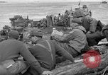 Standbild USA Soldaten Kiska Aleutian Islands Alaska USA, 1943, aus Sekunde 59 historischem Filmmaterial Videoclip 65675052274