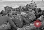 Standbild USA Soldaten Kiska Aleutian Islands Alaska USA, 1943, aus Sekunde 62 historischem Filmmaterial Videoclip 65675052274