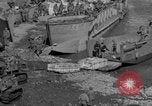 Standbild Caterpillar Tractor Kiska Aleutian Islands Alaska USA, 1943, aus Sekunde 6 historischem Filmmaterial Videoclip 65675052275