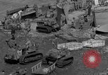 Standbild Caterpillar Tractor Kiska Aleutian Islands Alaska USA, 1943, aus Sekunde 20 historischem Filmmaterial Videoclip 65675052275