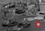 Standbild Caterpillar Tractor Kiska Aleutian Islands Alaska USA, 1943, aus Sekunde 22 historischem Filmmaterial Videoclip 65675052275