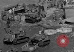 Standbild Caterpillar Tractor Kiska Aleutian Islands Alaska USA, 1943, aus Sekunde 25 historischem Filmmaterial Videoclip 65675052275