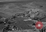Standbild Caterpillar Tractor Kiska Aleutian Islands Alaska USA, 1943, aus Sekunde 44 historischem Filmmaterial Videoclip 65675052275