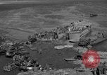 Standbild Caterpillar Tractor Kiska Aleutian Islands Alaska USA, 1943, aus Sekunde 46 historischem Filmmaterial Videoclip 65675052275