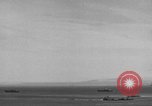 Standbild Caterpillar Tractor Kiska Aleutian Islands Alaska USA, 1943, aus Sekunde 58 historischem Filmmaterial Videoclip 65675052275