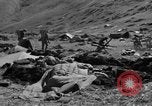 Standbild USA Soldaten Kiska Aleutian Islands Alaska USA, 1943, aus Sekunde 14 historischem Filmmaterial Videoclip 65675052276