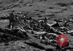 Standbild USA Soldaten Kiska Aleutian Islands Alaska USA, 1943, aus Sekunde 25 historischem Filmmaterial Videoclip 65675052276