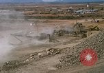 Standbild rock Crusher Phan Rang Vietnam, 1966, aus Sekunde 33 historischem Filmmaterial Videoclip 65675052277