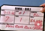 Standbild rock Crusher Phan Rang Vietnam, 1966, aus Sekunde 37 historischem Filmmaterial Videoclip 65675052277