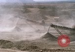 Standbild rock Crusher Phan Rang Vietnam, 1966, aus Sekunde 48 historischem Filmmaterial Videoclip 65675052277