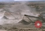 Standbild rock Crusher Phan Rang Vietnam, 1966, aus Sekunde 52 historischem Filmmaterial Videoclip 65675052277