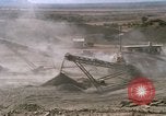 Standbild rock Crusher Phan Rang Vietnam, 1966, aus Sekunde 55 historischem Filmmaterial Videoclip 65675052277