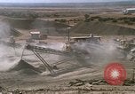 Standbild rock Crusher Phan Rang Vietnam, 1966, aus Sekunde 59 historischem Filmmaterial Videoclip 65675052277