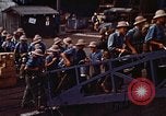 Standbild Segler Tarawa Gilbert Inseln, 1945, aus Sekunde 28 historischem Filmmaterial Videoclip 65675052294
