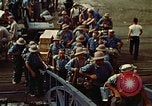 Standbild Segler Tarawa Gilbert Inseln, 1945, aus Sekunde 35 historischem Filmmaterial Videoclip 65675052294