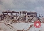 Standbild 4 US-Marine Division in der Schlacht Marshall Inseln, 1944, aus Sekunde 4 historischem Filmmaterial Videoclip 65675052298
