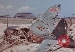 Standbild 4 US-Marine Division in der Schlacht Marshall Inseln, 1944, aus Sekunde 7 historischem Filmmaterial Videoclip 65675052298