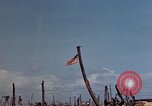 Standbild 4 US-Marine Division in der Schlacht Marshall Inseln, 1944, aus Sekunde 29 historischem Filmmaterial Videoclip 65675052298