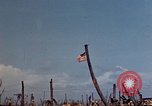 Standbild 4 US-Marine Division in der Schlacht Marshall Inseln, 1944, aus Sekunde 30 historischem Filmmaterial Videoclip 65675052298
