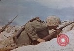Standbild 4 US-Marine Division in der Schlacht Marshall Inseln, 1944, aus Sekunde 41 historischem Filmmaterial Videoclip 65675052298