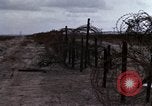 Standbild USA Soldaten Vietnam Bien Hoa Air Base, 1968, aus Sekunde 29 historischem Filmmaterial Videoclip 65675052302