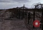 Standbild USA Soldaten Vietnam Bien Hoa Air Base, 1968, aus Sekunde 30 historischem Filmmaterial Videoclip 65675052302