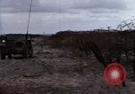 Standbild USA Soldaten Vietnam Bien Hoa Air Base, 1968, aus Sekunde 51 historischem Filmmaterial Videoclip 65675052302