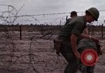 Standbild USA Officer Vietnam Bien Hoa Air Base, 1968, aus Sekunde 15 historischem Filmmaterial Videoclip 65675052304