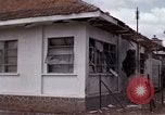 Immagine di Distrutto un1-E PIANO vietnamita Vietnam Hoa Bien Air Base, 1968, secondo 9 filmato di repertorio 65675052305