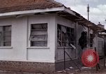 Immagine di Distrutto un1-E PIANO vietnamita Vietnam Hoa Bien Air Base, 1968, secondo 10 filmato di repertorio 65675052305