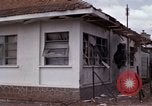 Immagine di Distrutto un1-E PIANO vietnamita Vietnam Hoa Bien Air Base, 1968, secondo 16 filmato di repertorio 65675052305