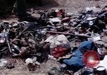 Immagine di Corpi morti dei vietcong Il Vietnam, 1968, secondo 13 filmato di repertorio 65675052308