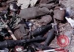 Immagine di Corpi morti dei vietcong Il Vietnam, 1968, secondo 23 filmato di repertorio 65675052308