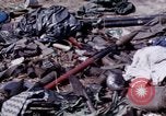 Immagine di Corpi morti dei vietcong Il Vietnam, 1968, secondo 35 filmato di repertorio 65675052308