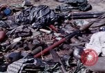 Immagine di Corpi morti dei vietcong Il Vietnam, 1968, secondo 36 filmato di repertorio 65675052308