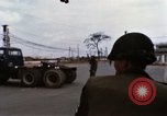 Image les troupes des États-Unis Tan fils Nhut Vietnam, 1968, de la seconde 43 séquences d'archives historiques vidéo 65675052316