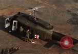 Image MEDEVAC Saigon Vietnam Tan fils Base aérienne Nhut, 1968, de la seconde 59 séquences d'archives historiques vidéo 65675052317