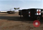 Image les troupes des États-Unis Saigon Vietnam Tan fils Base aérienne Nhut, 1968, de la seconde 59 séquences d'archives historiques vidéo 65675052318